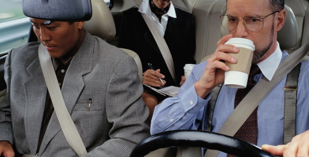 Rembourser son crédit auto grâce aux recettes issues de l’autopartage ou du covoiturage