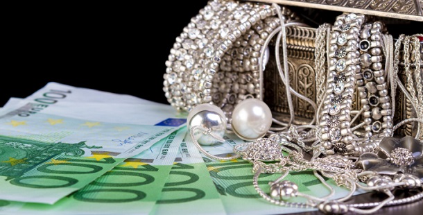 Les crédits municipaux diversifient leurs produits dans le microcrédit