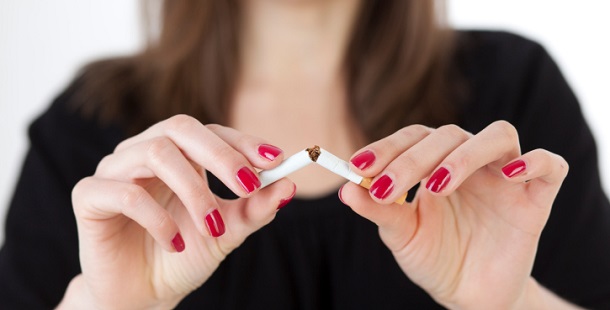 Pour les assureurs, les vapoteurs sont des profils à risque au même titre que les fumeurs