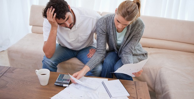 À qui s’adresser pour un regroupement de crédit réussi ?