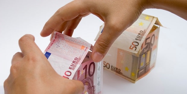 Le crédit relais, une solution financière à manier avec prudence