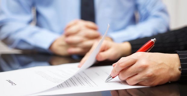 Les banques rechignent à prêter aux personnes non salariées ou en CDD