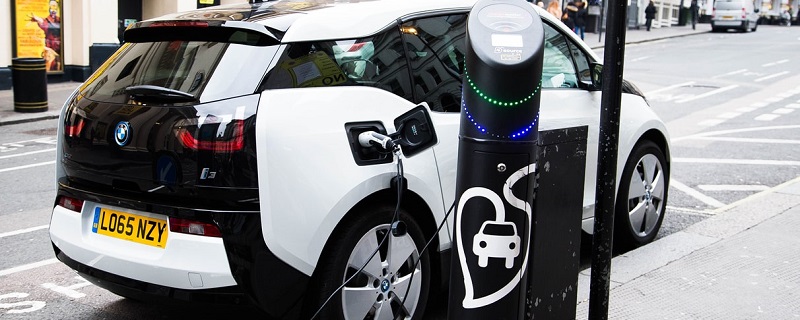 Voiture électrique : hausse continue des prix corrélée à une amélioration des performances