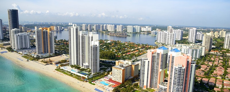 D&#039;Est en Ouest : combien ça coûte d’acheter un logement aux États-Unis ?