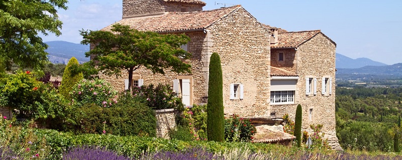 Les biens immobiliers atypiques, un marché de niche en plein essor