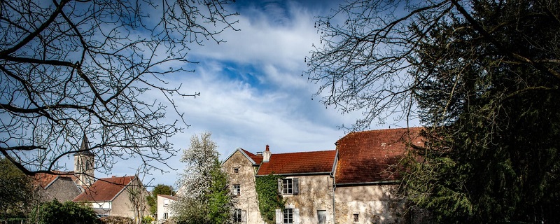 Une commune à la recherche de repreneurs pour ses habitations et les locaux commerciaux inutilisés