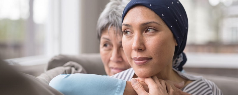 AXA lance la première assurance pour les survivants du cancer à Singapour