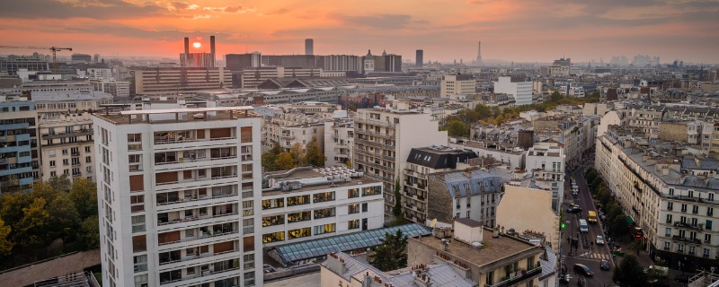 Vue de HLM au crépuscule