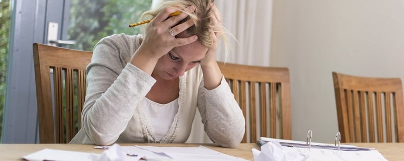 Explosion des prêts personnels aux États-Unis, aggravant l’endettement des ménages 