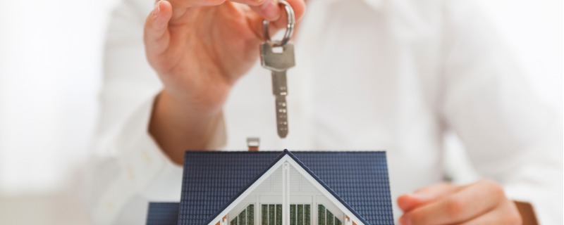 Comment certains profils d’emprunteurs peuvent-ils faire baisser le coût de leurs crédits immobiliers ?