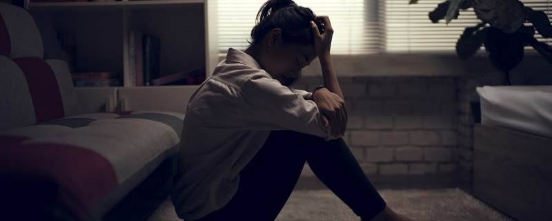 Le surendettement recule en France, mais les personnes isolées et modestes restent durement touchées