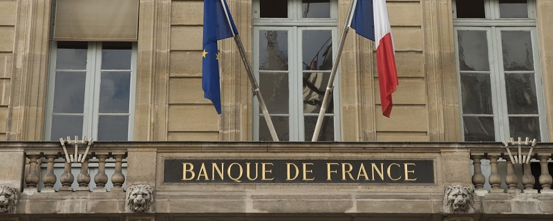 Le coronavirus contraint les banques à puiser dans leurs réserves