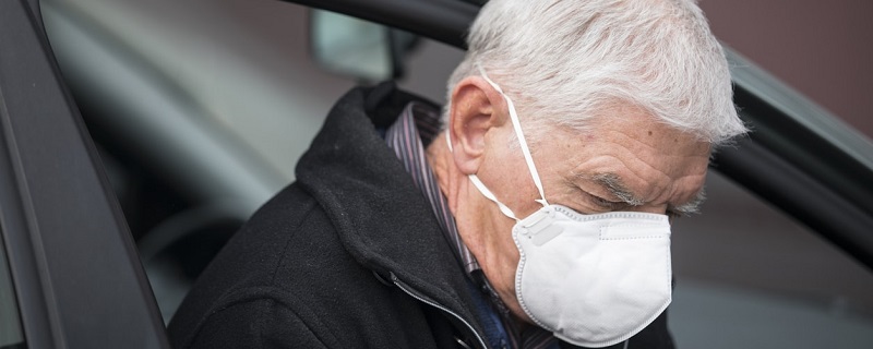 Les seniors atteints de Covid-19 peuvent présenter des signes avant-coureurs non respiratoires