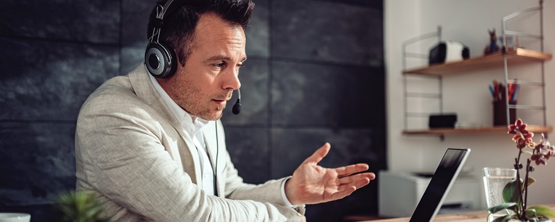 Les Français pourraient prendre goût au télétravail et déménager