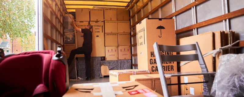 Les locataires subissant des violences conjugales peuvent bénéficier d’un abrégement de préavis