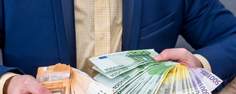 Partenariats en hausse des fintechs et des banques traditionnelles pour des solutions innovantes