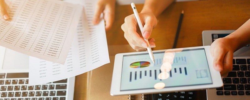 Chute des prêts aux particuliers, mais hausse des crédits aux entreprises au Royaume-Uni