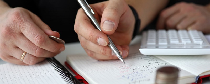 Les Français ont pu rembourser une partie de leurs dettes avec l’argent mis de côté pendant le confinement