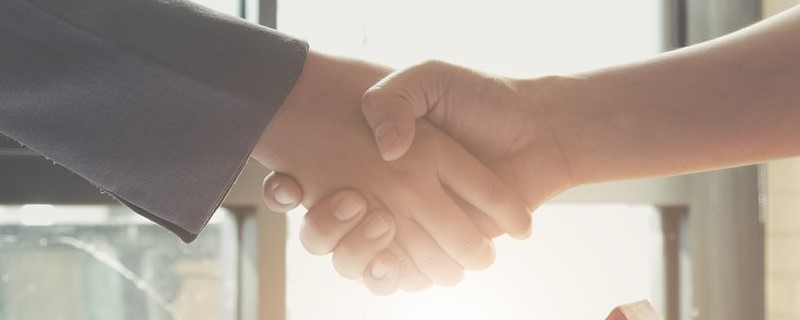 Les Agences de Papa, l’agence immobilière qui tente de se démarquer par ses tarifs dérisoires