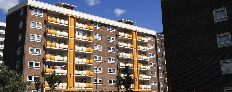 HLM : la présence d’un enfant majeur ne dispense pas le foyer du paiement d’un éventuel supplément de loyer de solidarité