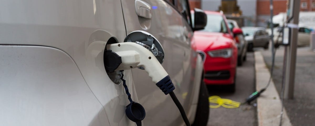 Les voitures électriques compactes ne sont pas pour toutes les bourses