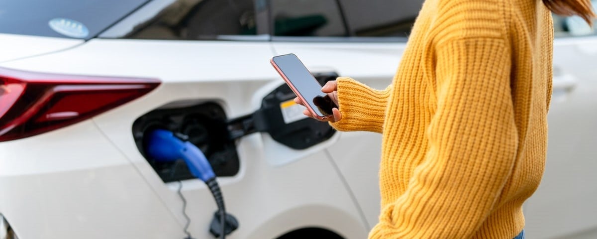 Voitures électriques : les constructeurs européens et étrangers à la conquête du public