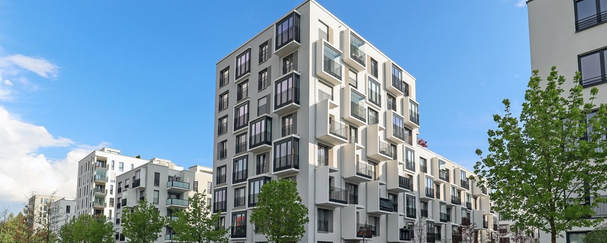 L’essor des contrats de résidence temporaire contre les squatteurs interroge 