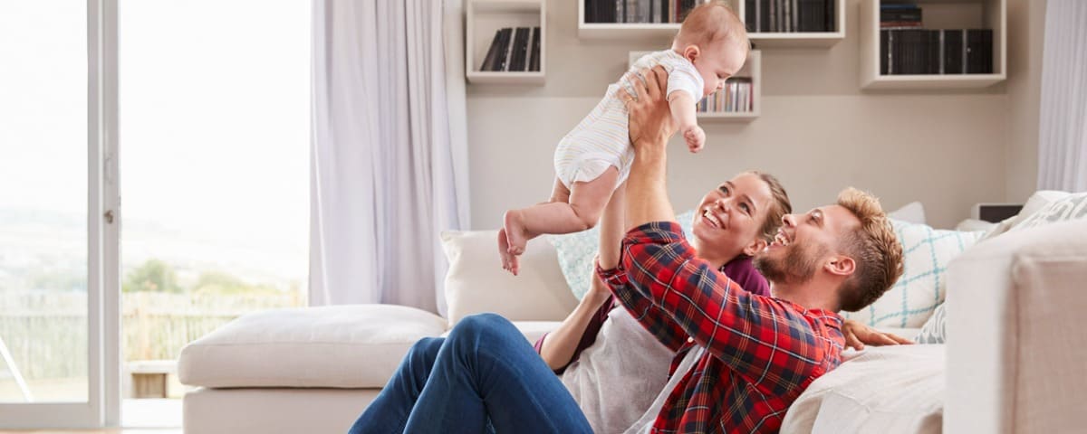 Les jeunes parents auront droit à un nouveau congé familial à compter de 2025