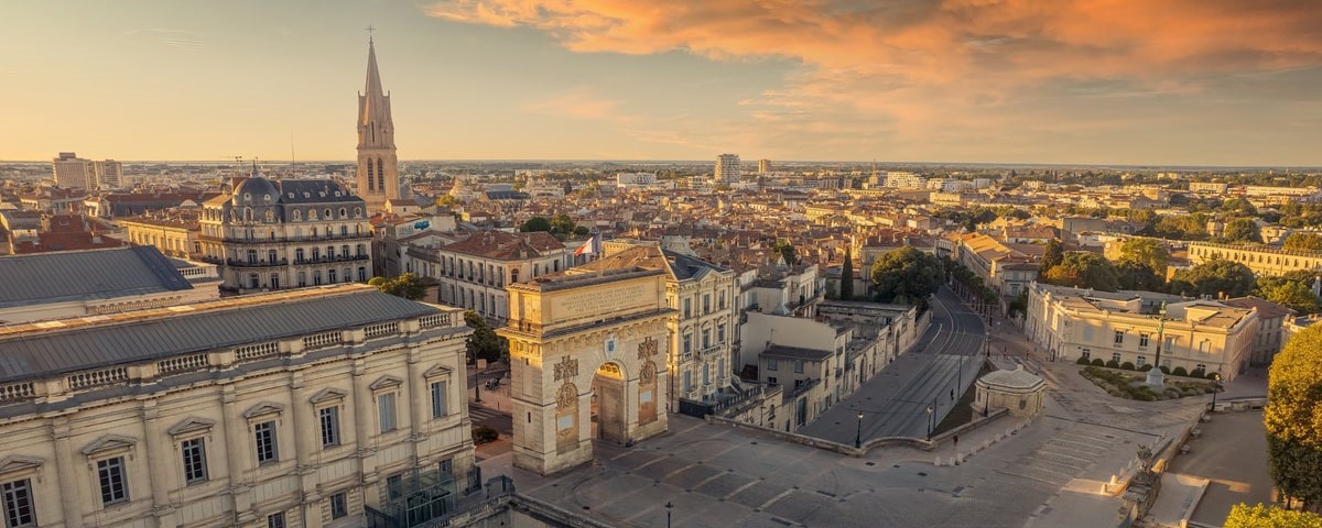 Revenus requis pour acheter un appartement de 80 m² en Occitanie