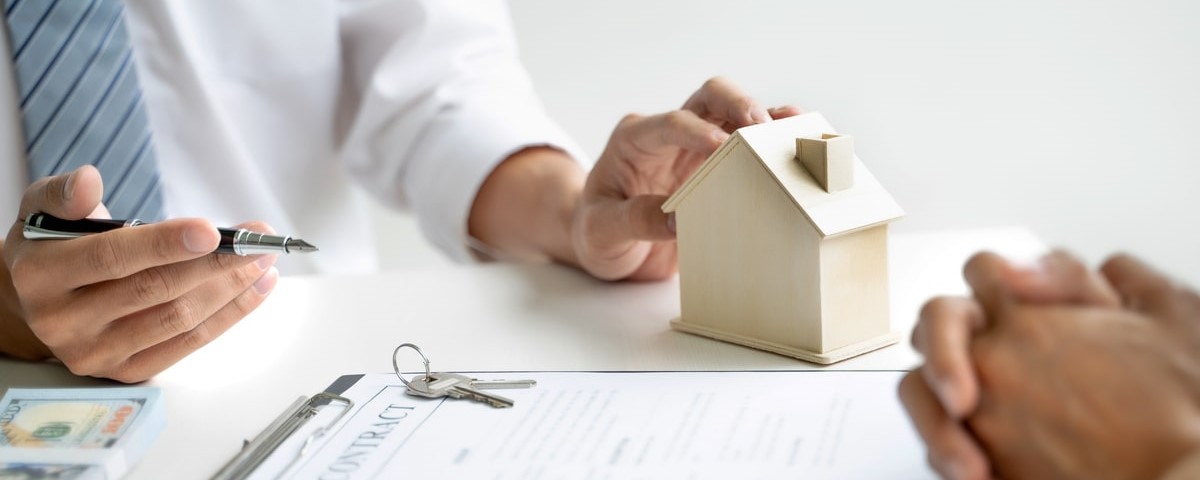 Immobilier : une chute du nombre de transactions estimée à 20% sur un an