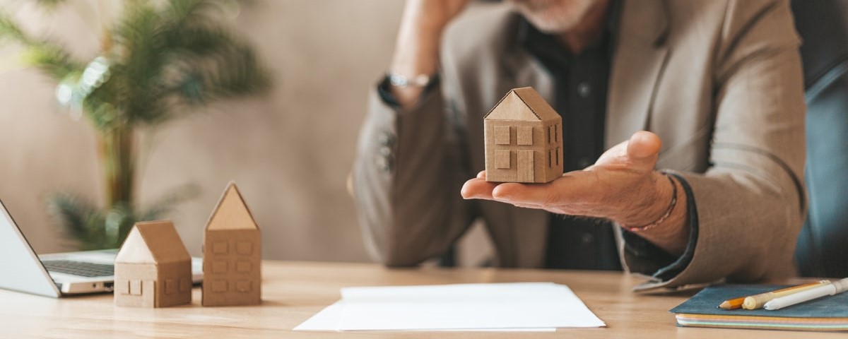 Les agents immobiliers durement affectés par la chute des ventes sur le marché