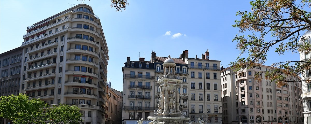 Lyon : les prix immobiliers en baisse de 10 % secouent le marché