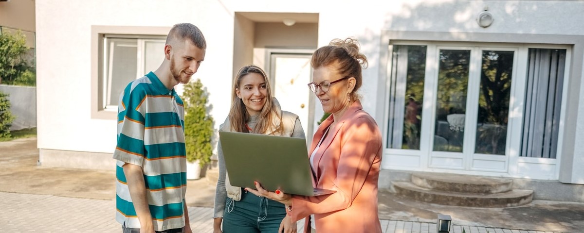Immobilier : faut-il attendre pour vendre son logement au meilleur prix ?
