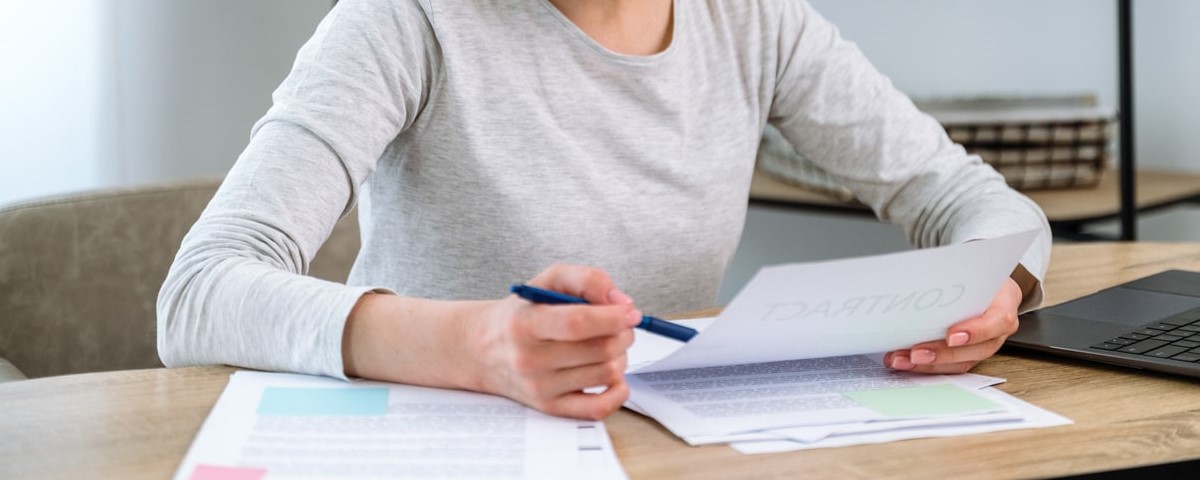 Les dossiers de surendettement baissent de moitié en 10 ans