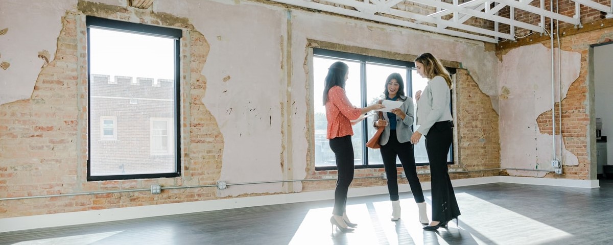 Une loi en préparation pour faciliter la conversion des bureaux, garages et hôtels en logements