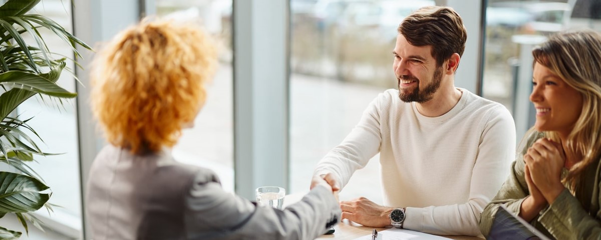 Particuliers inscrits au FICP : la solution du rachat de crédit