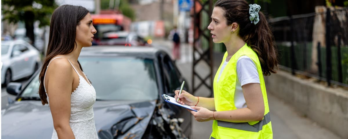 Fraude à l’assurance : gare aux entreprises qui remplacent les pare-brise gratuitement
