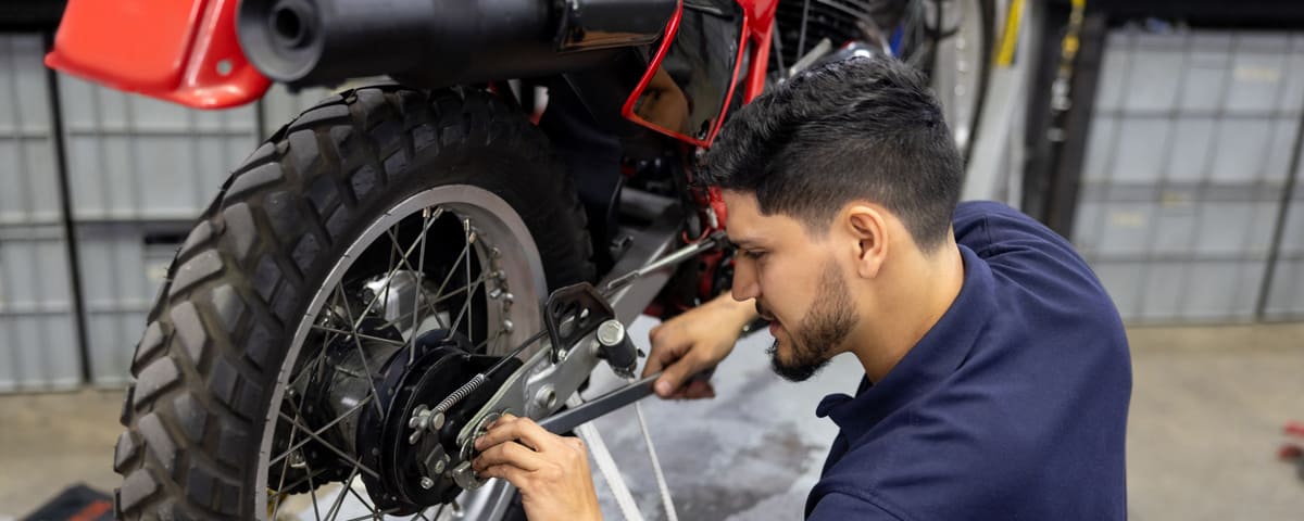 Réparer sa moto peut désormais revenir moins cher