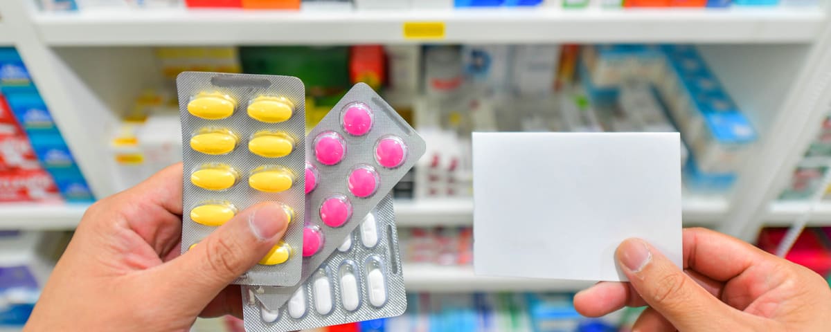 Huit médicaments en vente libre passent en prescription