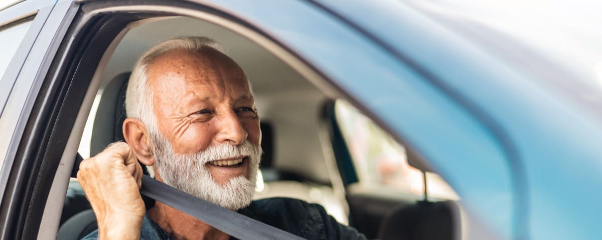 Les séniors qui conduisent ont parfaitement le droit d’être assurés