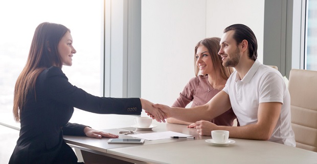 Compromis de vente en agence immobilière