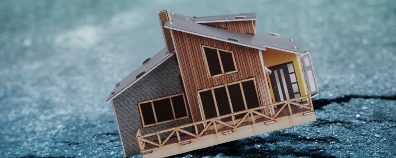 Refus de prise en charge fissures catastrophe naturelle