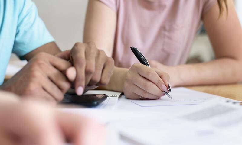 impact-emploi-senior-mutuelles-obligatoires