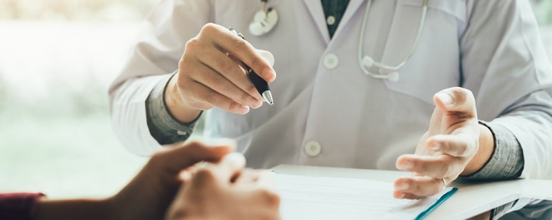 Discussions sur la couverture de mutuelle santé obligatoire
