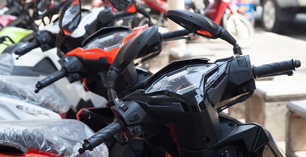 Rangée de moto pour achat d'un deux roues apres simulation d'un credit 